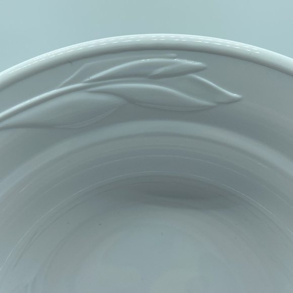 Corningware Casual Elegance White Flora 8” Bowl - Picture 2 of 4